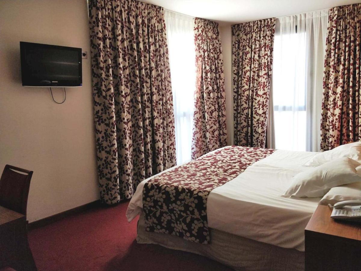 Alameda Centro Hotel Soria Bagian luar foto